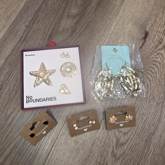 Gold and Pink Earring and Brooch Set - Picture 3 of 3